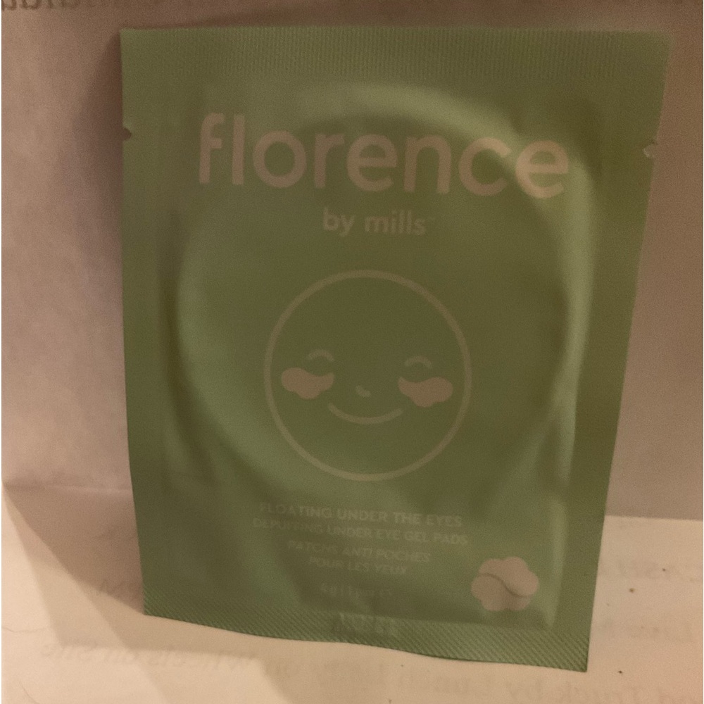 FLORENCE BY MILLS Floating Under The Eyes Depuffing Eye Gel Pads 1 Pair